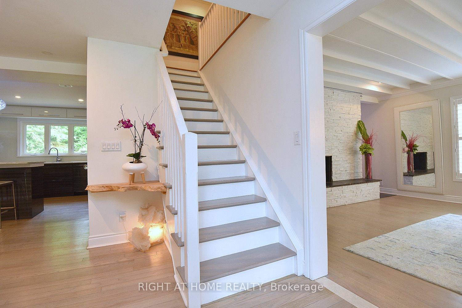 Photo 16 of 4299 Lakeshore Road, Burlington, Shoreacres — HOMEH