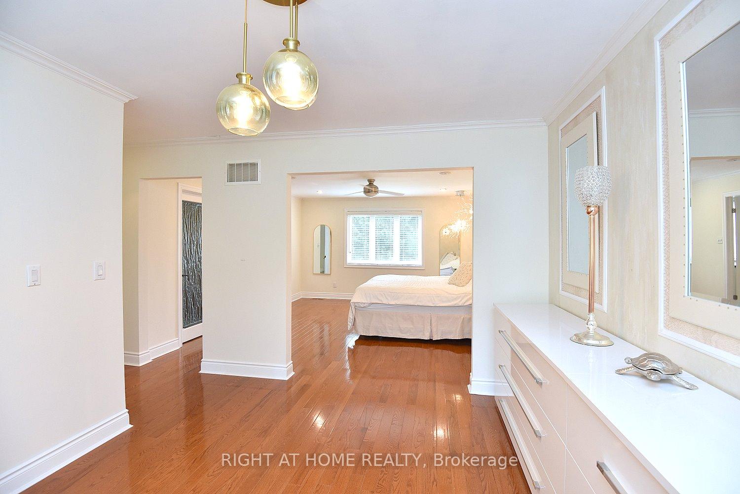 Photo 20 of 4299 Lakeshore Road, Burlington, Shoreacres — HOMEH