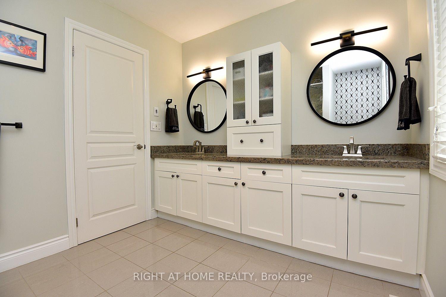 Photo 26 of 4299 Lakeshore Road, Burlington, Shoreacres — HOMEH