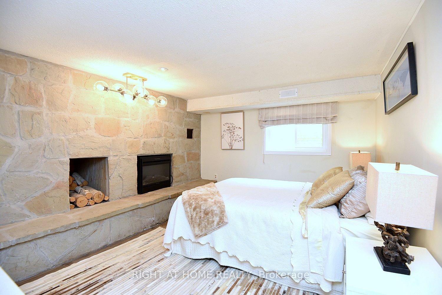 Photo 31 of 4299 Lakeshore Road, Burlington, Shoreacres — HOMEH
