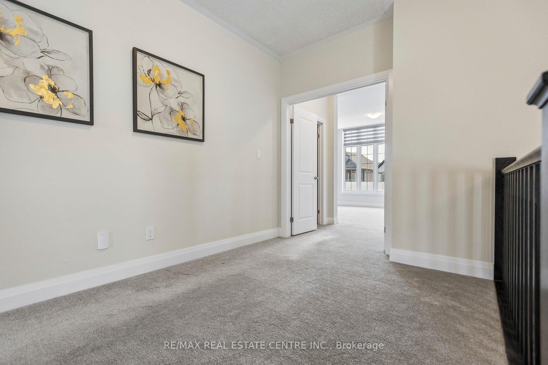 Photo 29 of 294 Chokecherry Crescent, Waterloo, Columbia Forest/Clair Hills — HOMEH