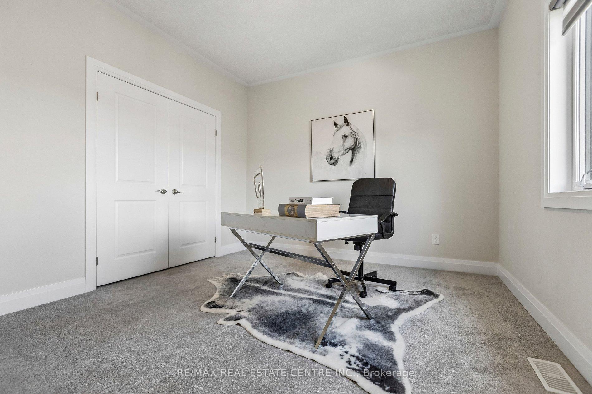 Photo 44 of 294 Chokecherry Crescent, Waterloo, Columbia Forest/Clair Hills — HOMEH