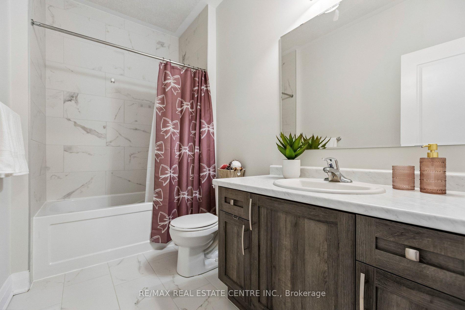 Photo 45 of 294 Chokecherry Crescent, Waterloo, Columbia Forest/Clair Hills — HOMEH