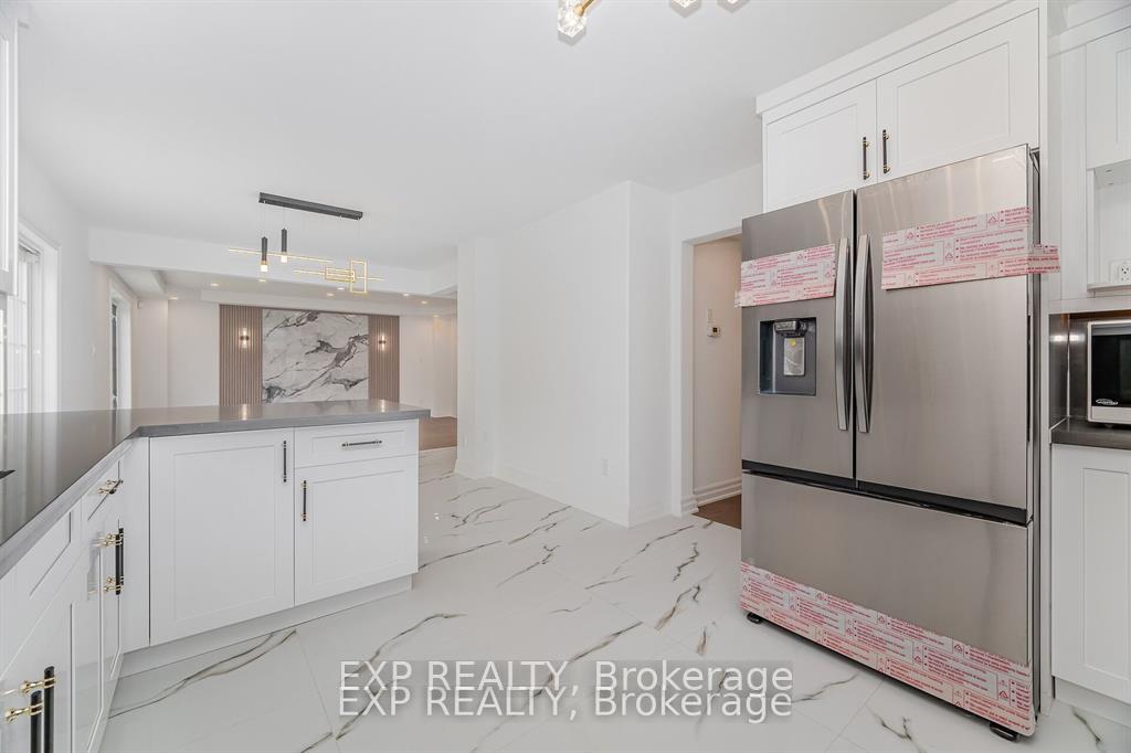 Photo 6 of 2417 Orchard Road, Burlington, Orchard — HOMEH