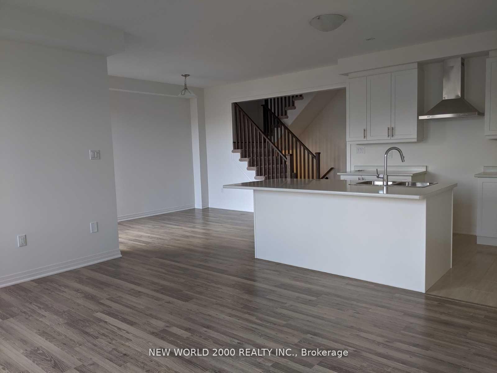 Photo 4 of 19 Casserley Crescent, New Tecumseth, Tottenham — HOMEH