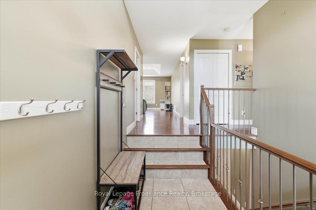 Photo 6 of 13 Freedom Crescent, Quinte West, Sidney Ward — HOMEH