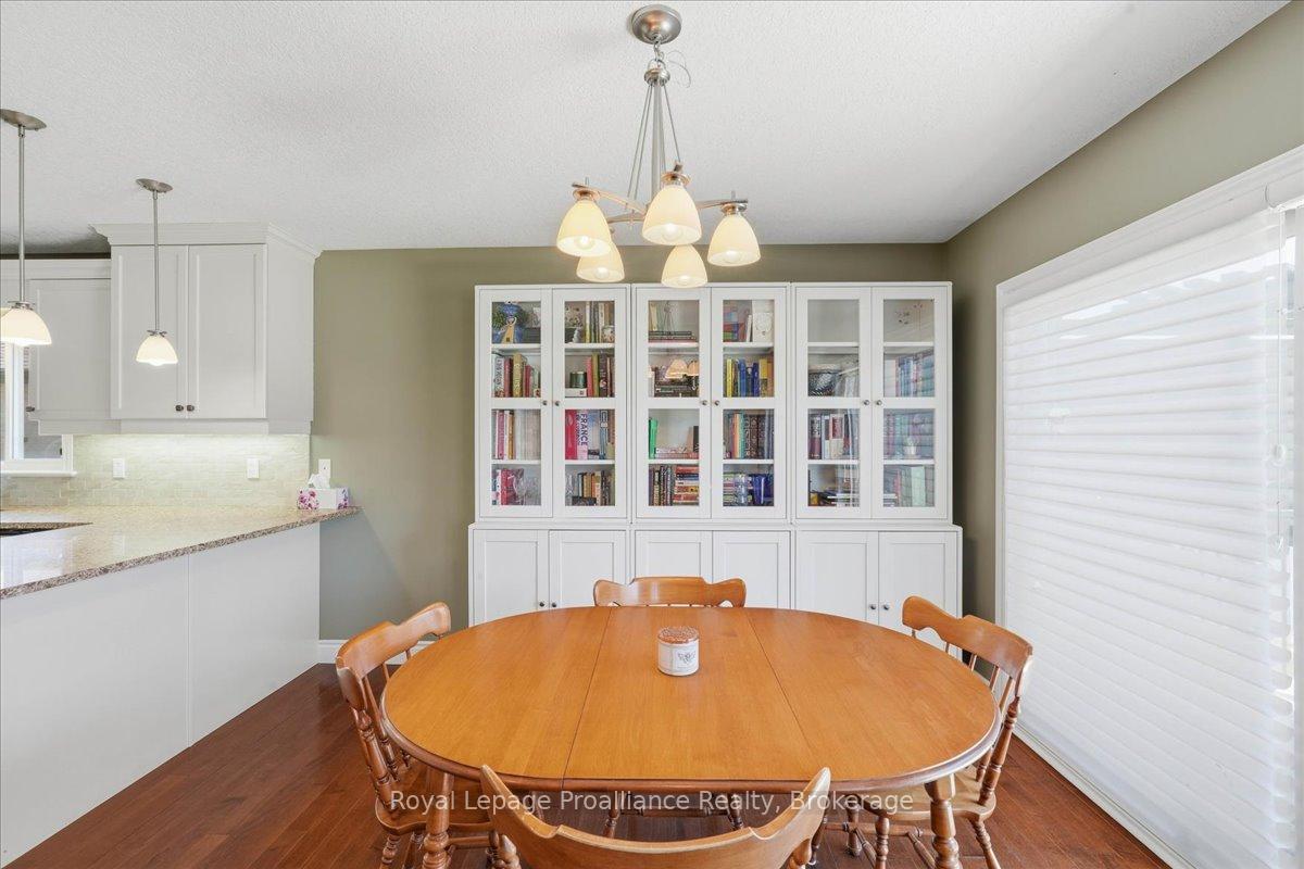 Photo 9 of 13 Freedom Crescent, Quinte West, Sidney Ward — HOMEH