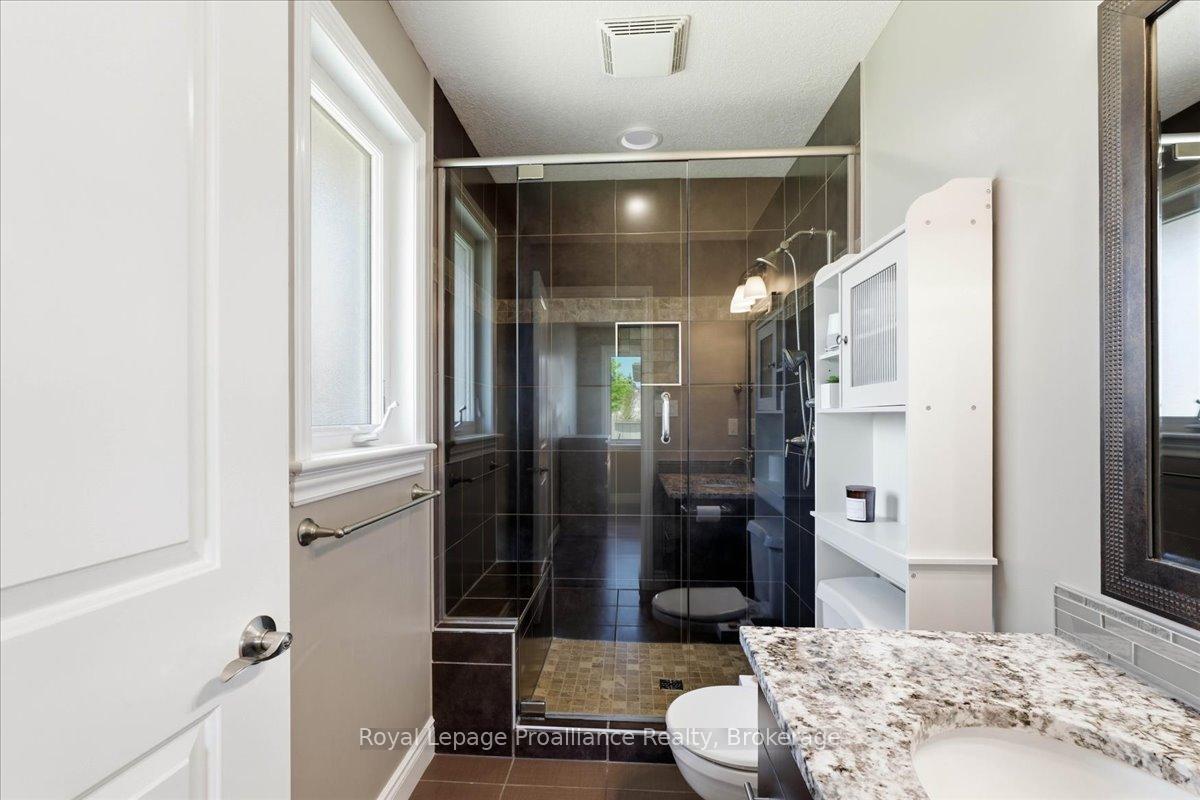 Photo 20 of 13 Freedom Crescent, Quinte West, Sidney Ward — HOMEH