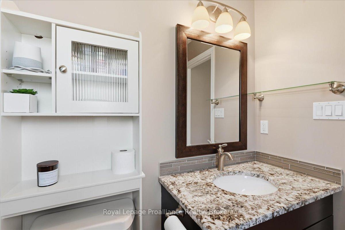 Photo 21 of 13 Freedom Crescent, Quinte West, Sidney Ward — HOMEH