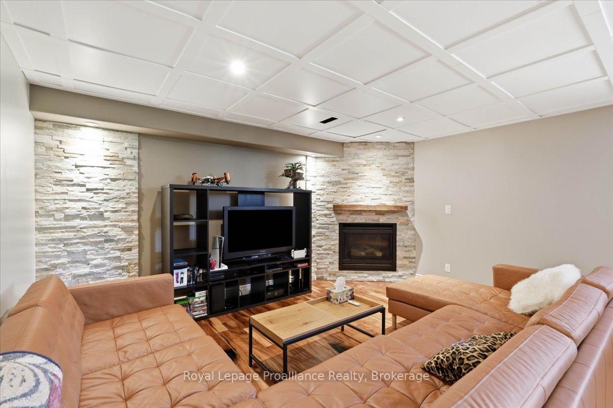 Photo 30 of 13 Freedom Crescent, Quinte West, Sidney Ward — HOMEH