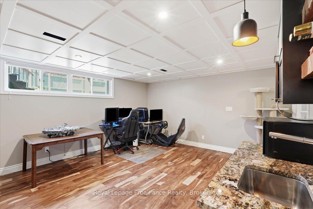Photo 33 of 13 Freedom Crescent, Quinte West, Sidney Ward — HOMEH