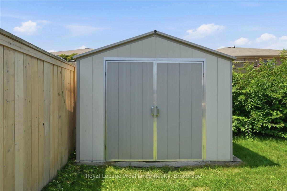 Photo 49 of 13 Freedom Crescent, Quinte West, Sidney Ward — HOMEH