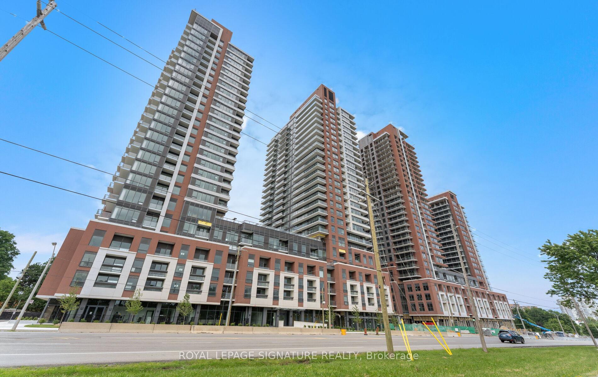 Front of Unit 318, 4010 Eglinton Avenue W