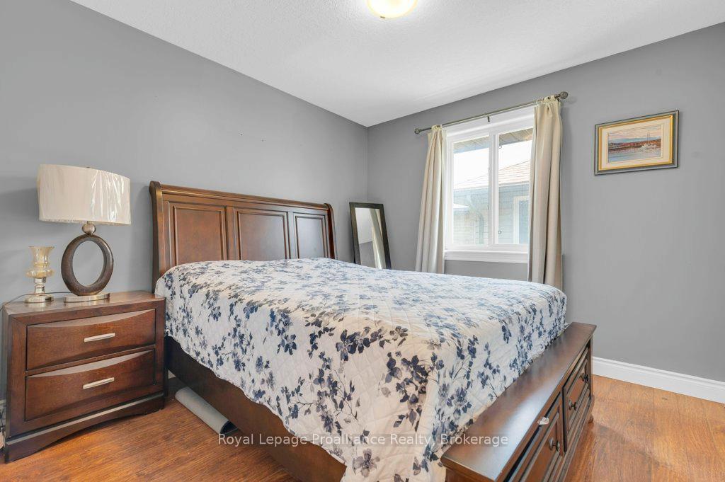 Photo 21 of 24 Freedom Crescent, Quinte West, Sidney Ward — HOMEH