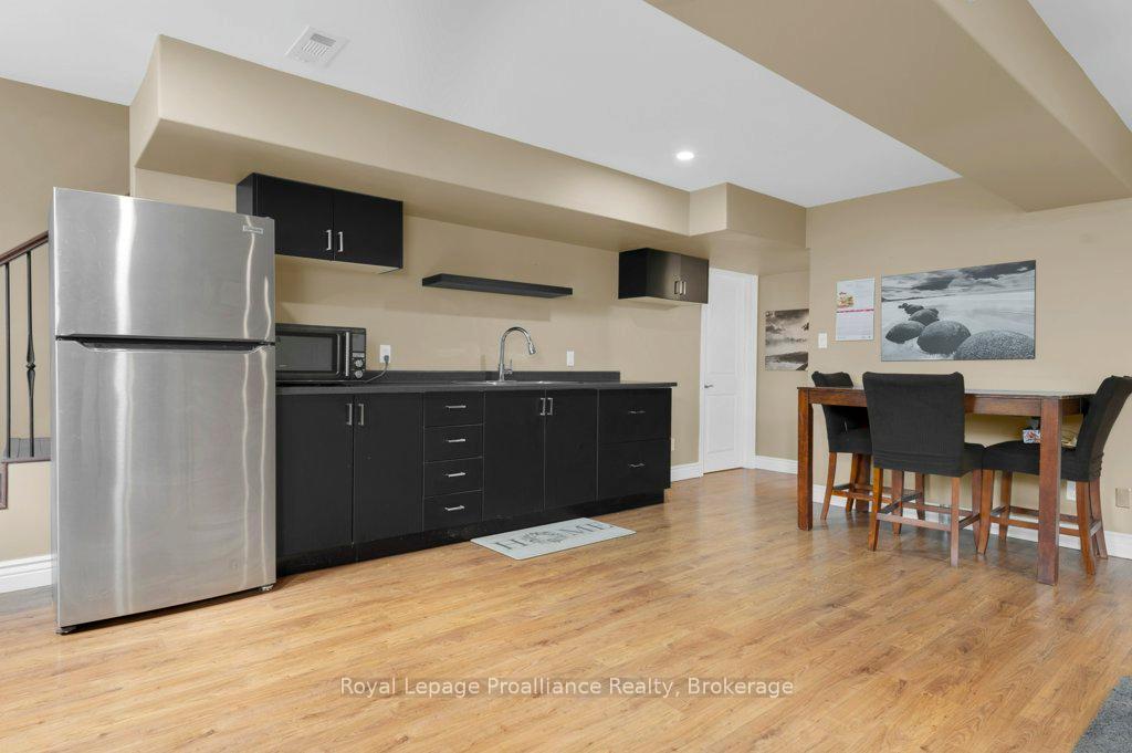 Photo 30 of 24 Freedom Crescent, Quinte West, Sidney Ward — HOMEH