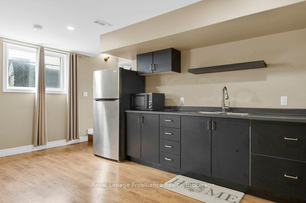 Photo 32 of 24 Freedom Crescent, Quinte West, Sidney Ward — HOMEH