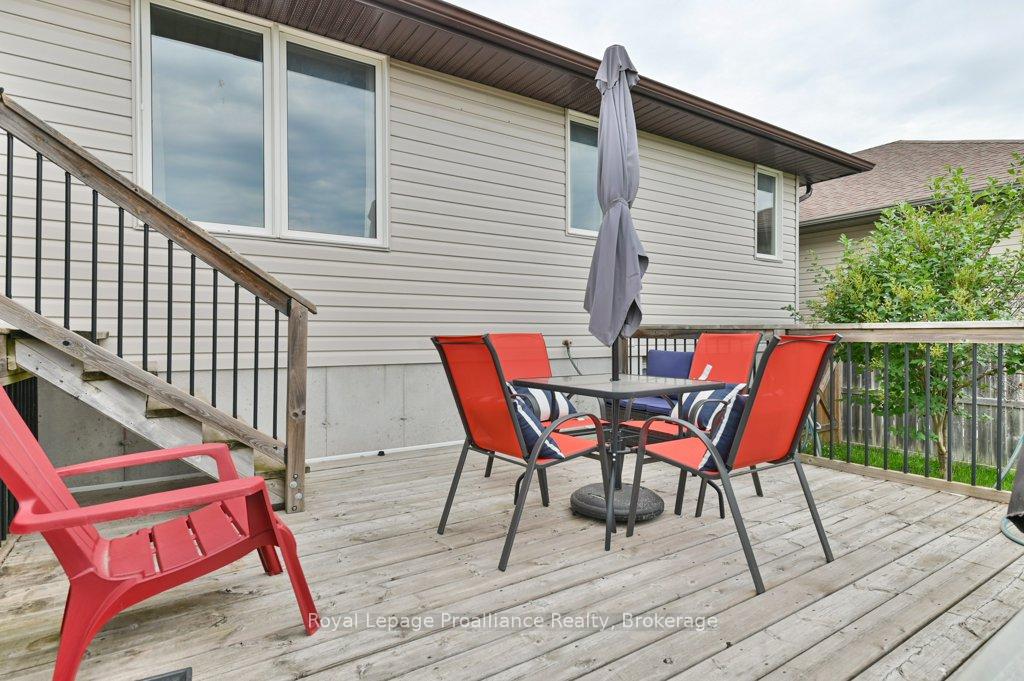 Photo 36 of 24 Freedom Crescent, Quinte West, Sidney Ward — HOMEH