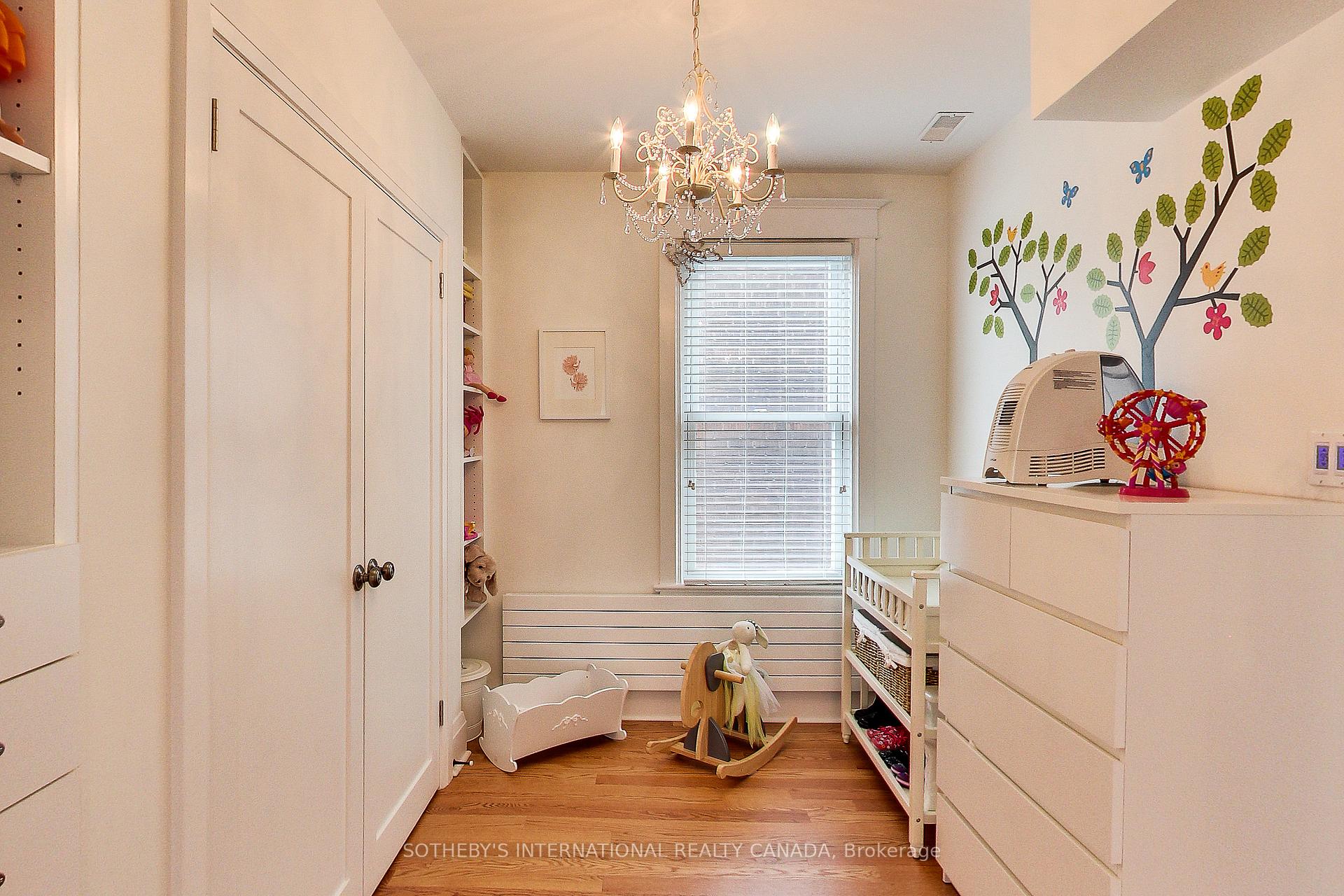 Photo 14 of 114 Westmount Avenue, Toronto, Corso Italia-Davenport — HOMEH