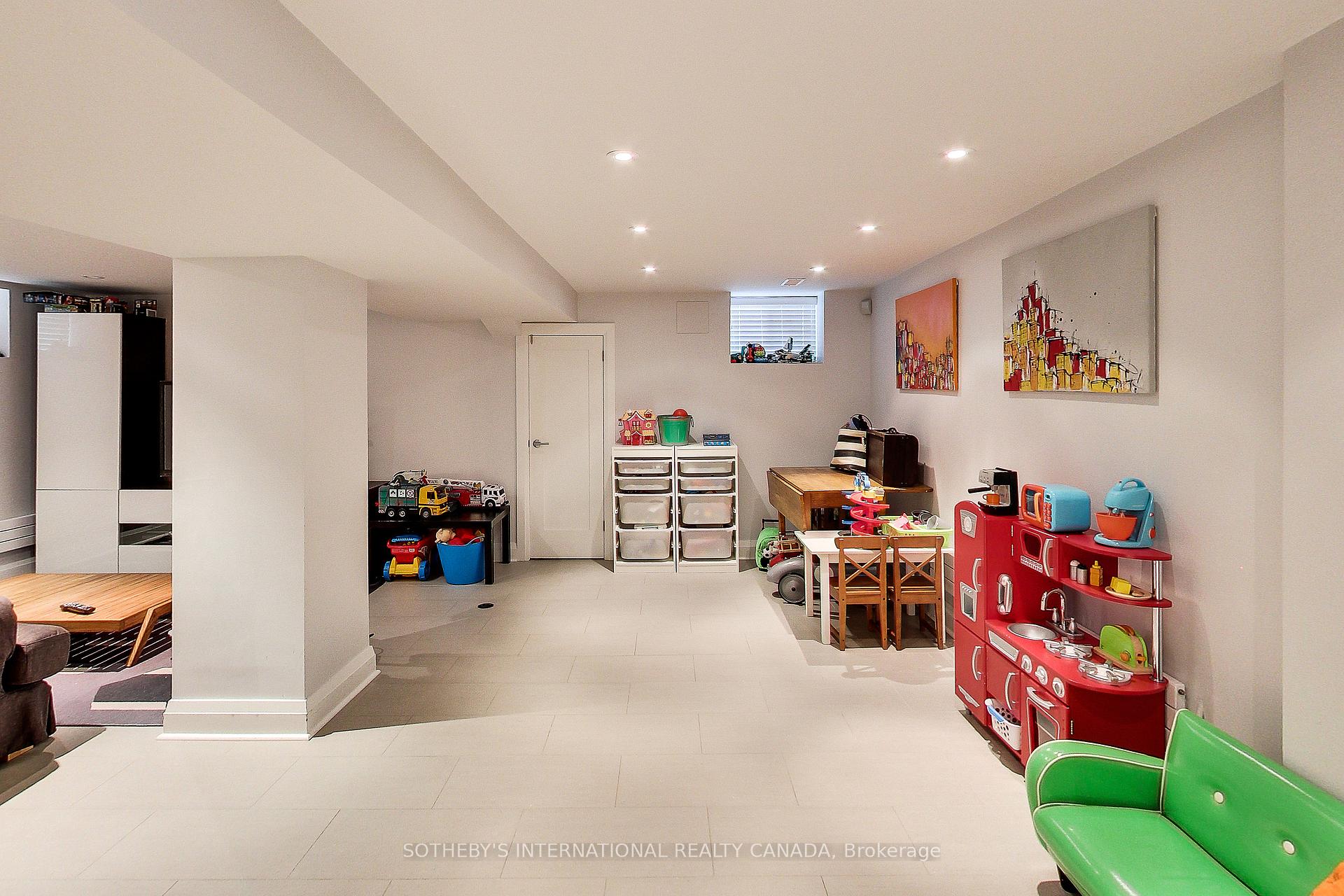 Photo 24 of 114 Westmount Avenue, Toronto, Corso Italia-Davenport — HOMEH