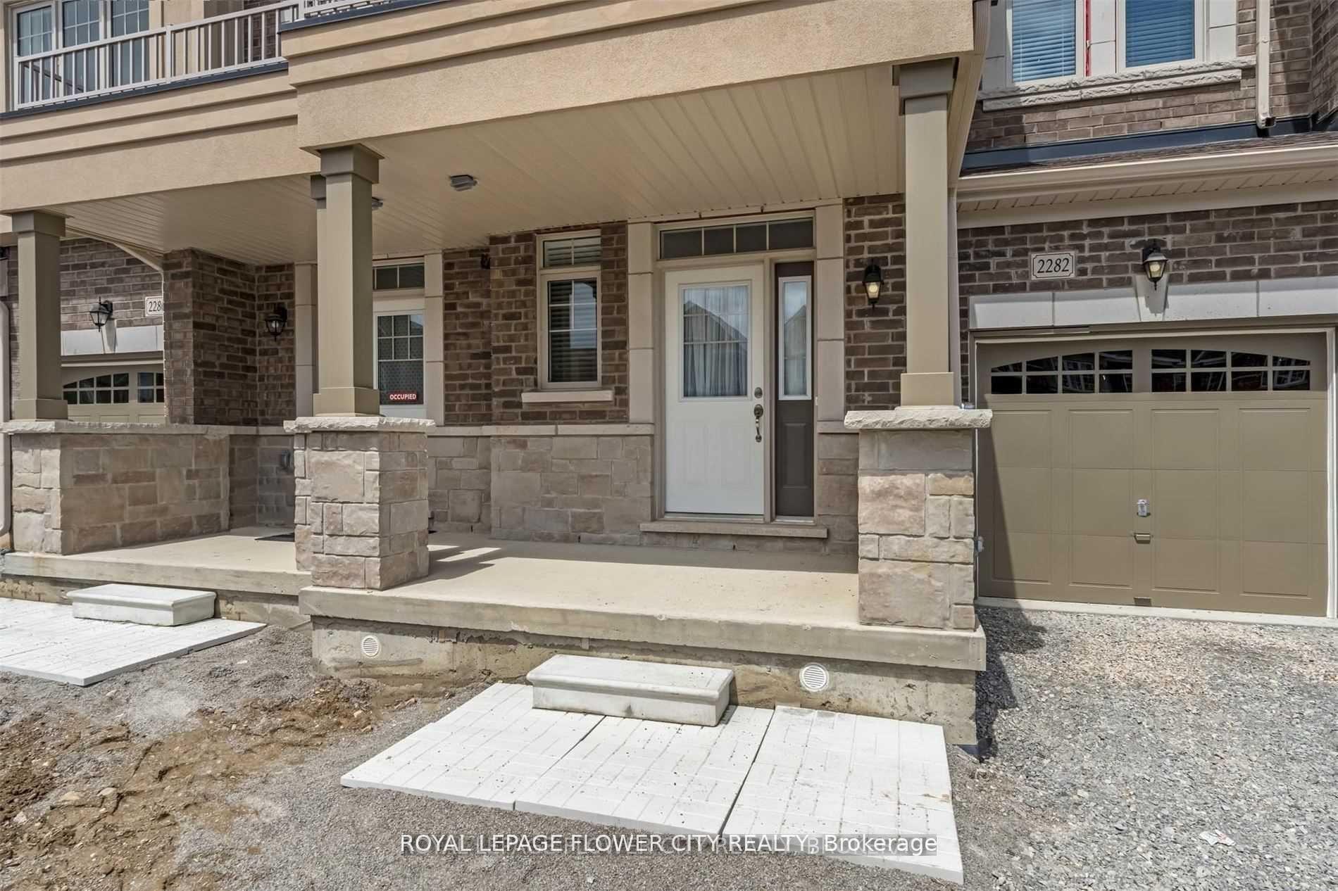 Photo 2 of 2282 Grainger Loop Crescent, Innisfil, Alcona — HOMEH