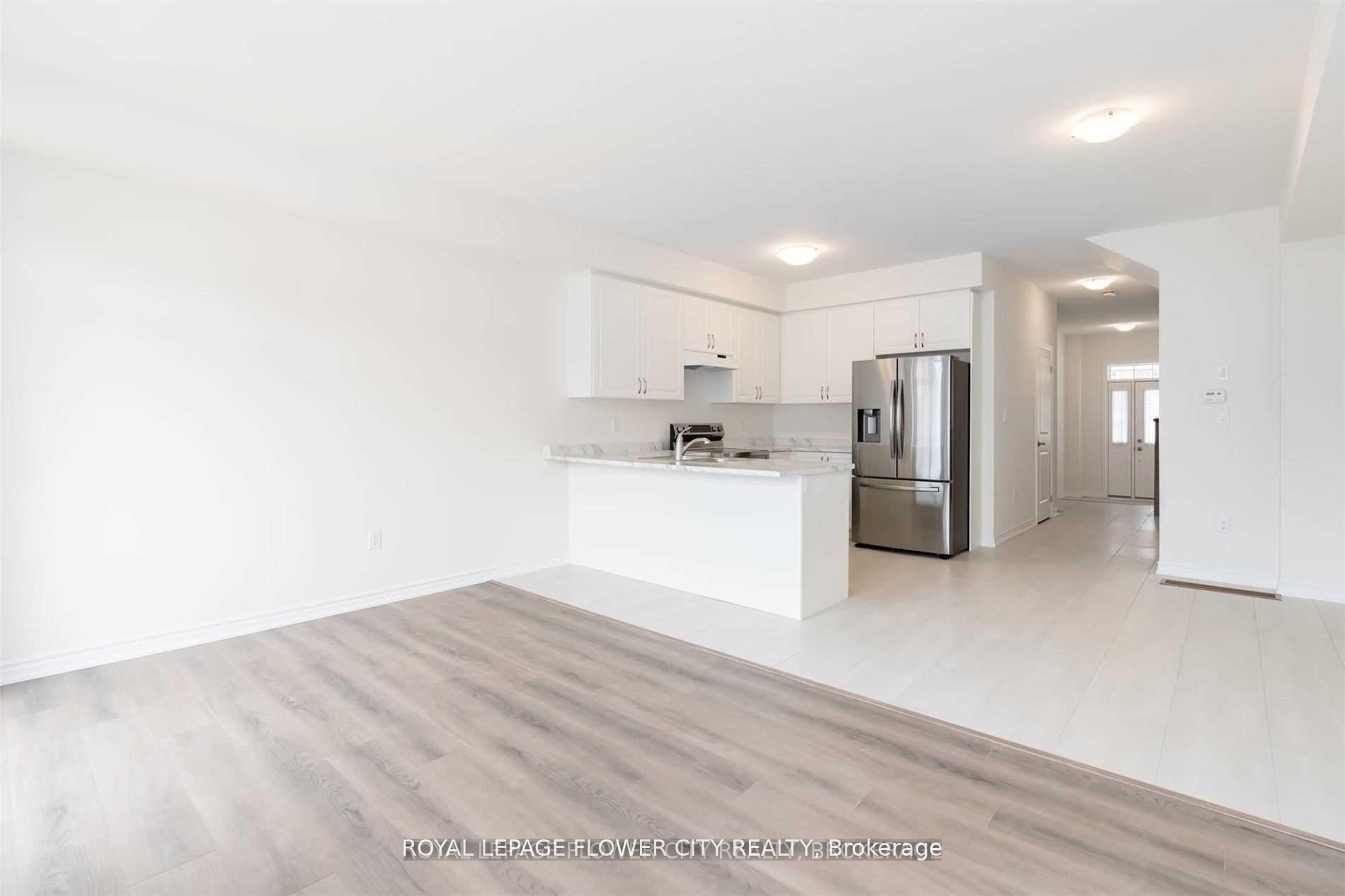 Photo 12 of 2282 Grainger Loop Crescent, Innisfil, Alcona — HOMEH