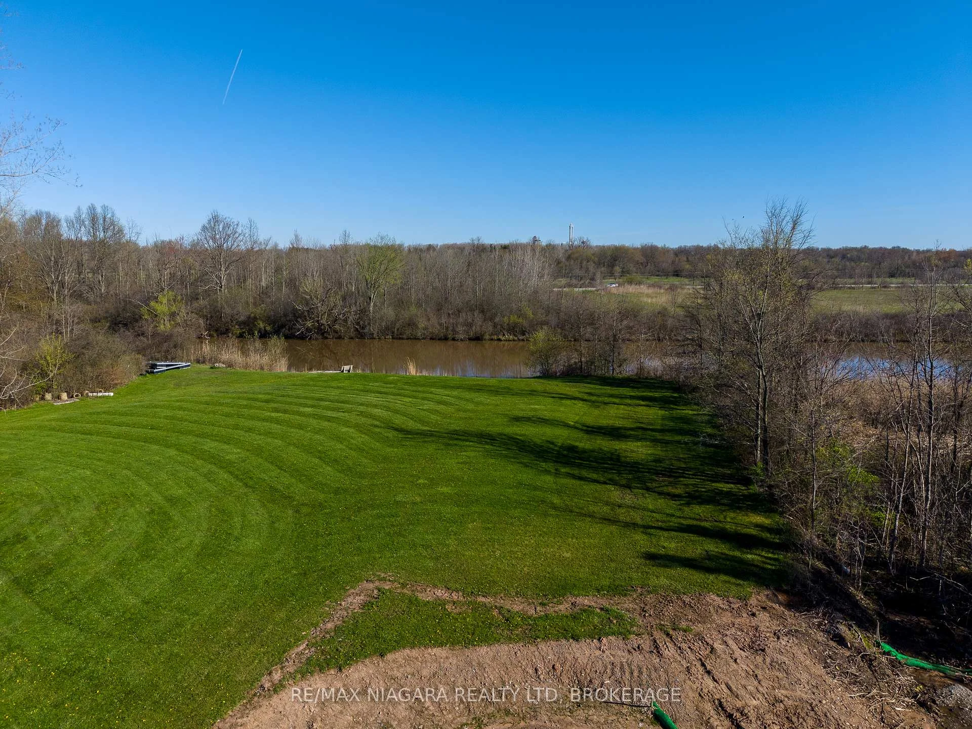 Photo 11 of 9265 Ort Road, Niagara Falls, Lyons Creek — HOMEH