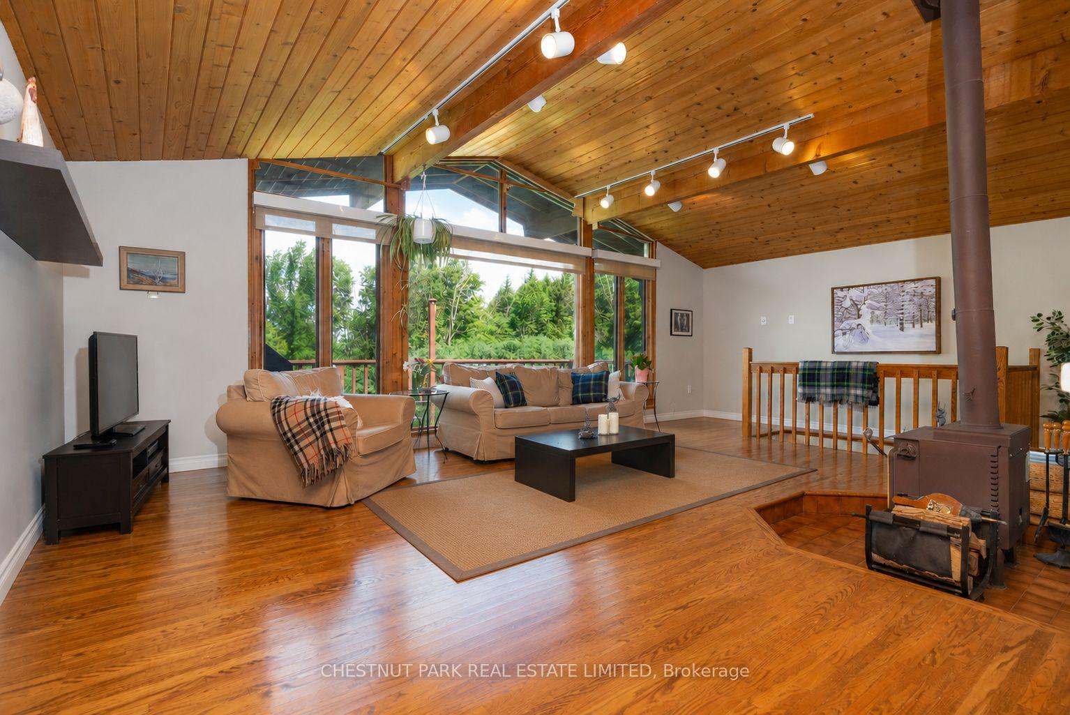 Photo 3 of 106545 10th Side Road, Meaford — HOMEH