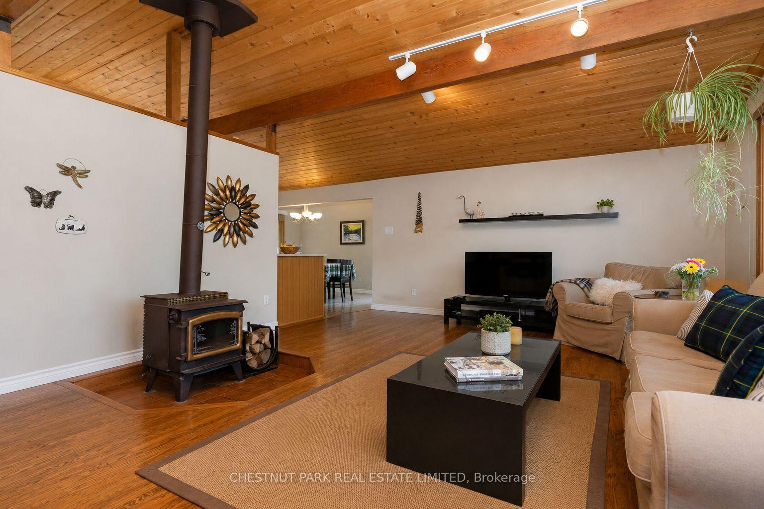 Photo 4 of 106545 10th Side Road, Meaford — HOMEH