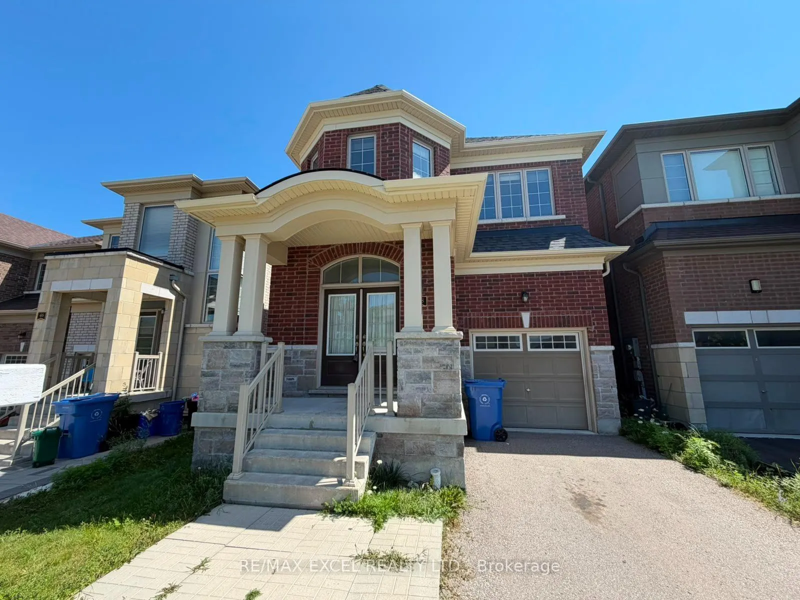 Front of 48 Falconridge Terrace