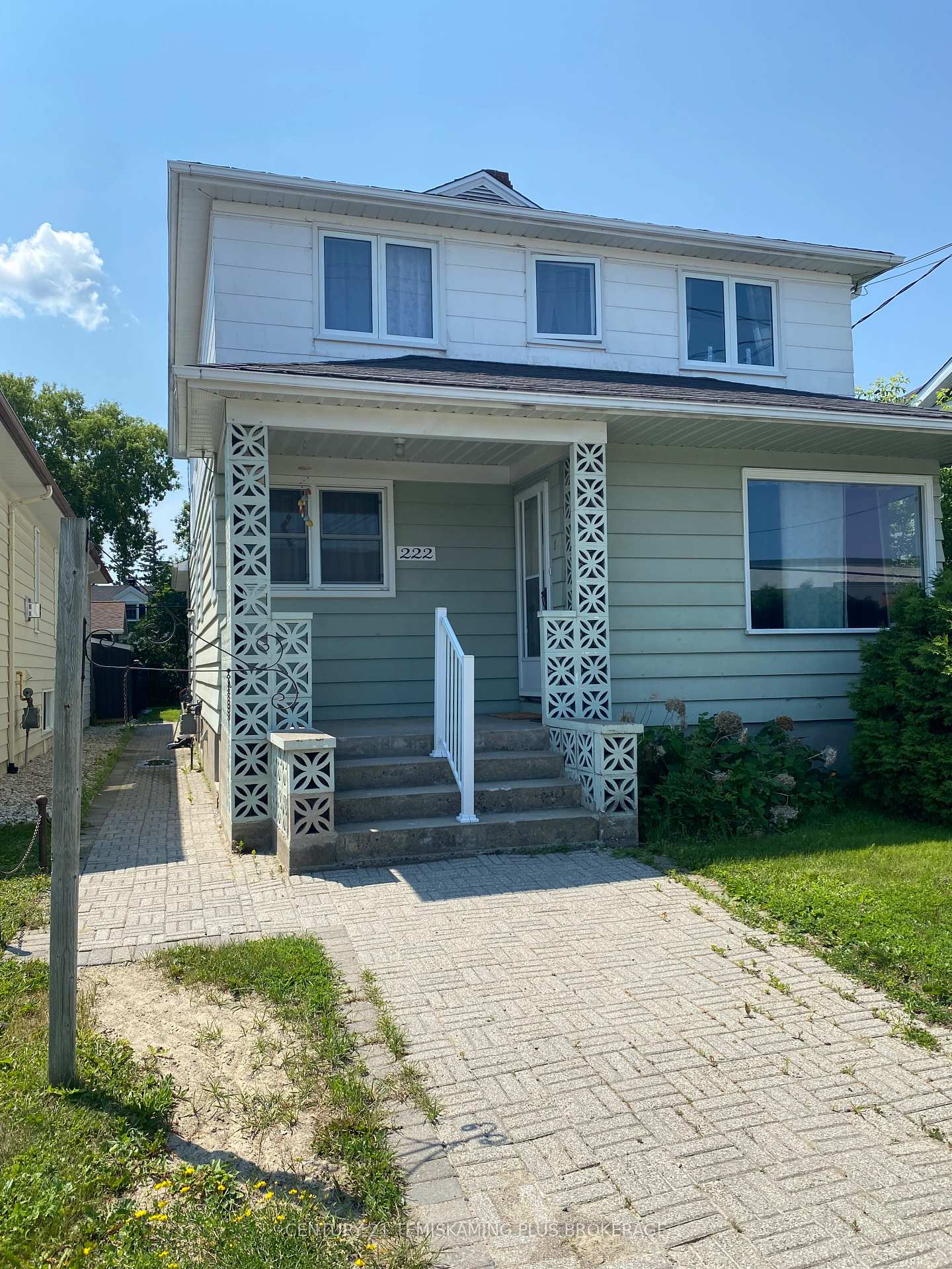 Photo of 222 Whitewood Avenue