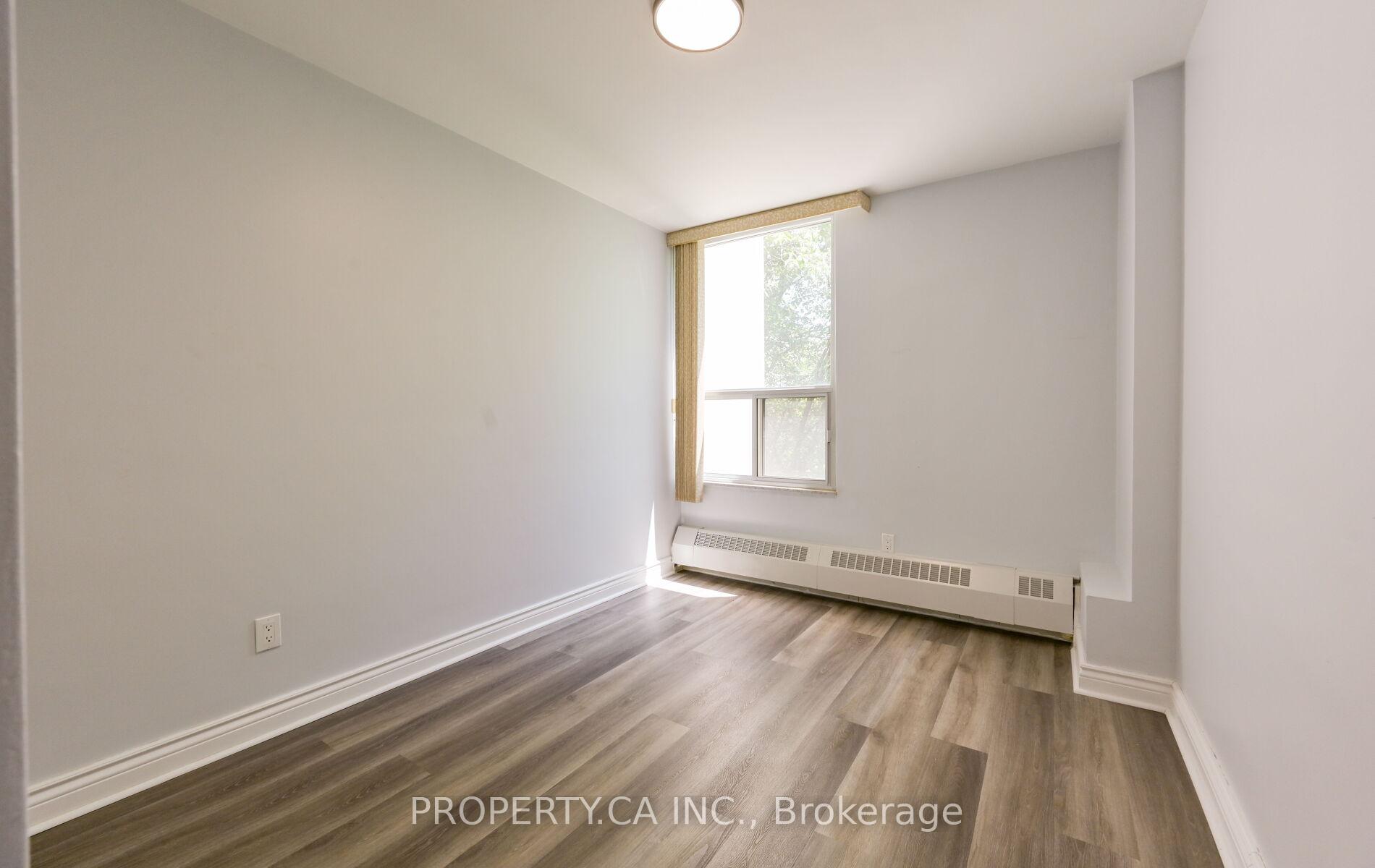 Photo 10 of Unit 207, 60 Pavane Linkway, Toronto, Flemingdon Park — HOMEH