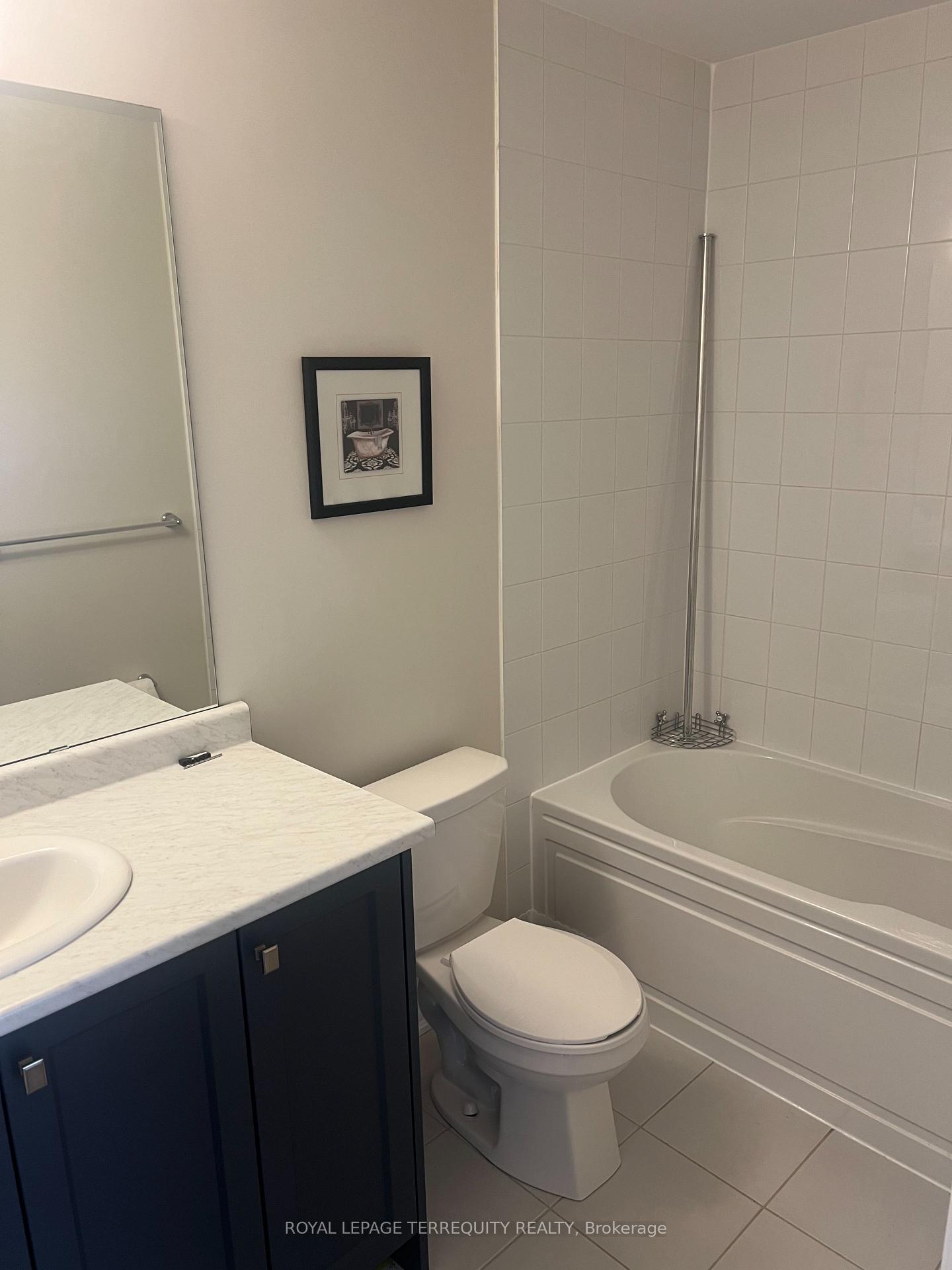 Photo 12 of 169 Vanilla Trail, Thorold, Rolling Meadows — HOMEH