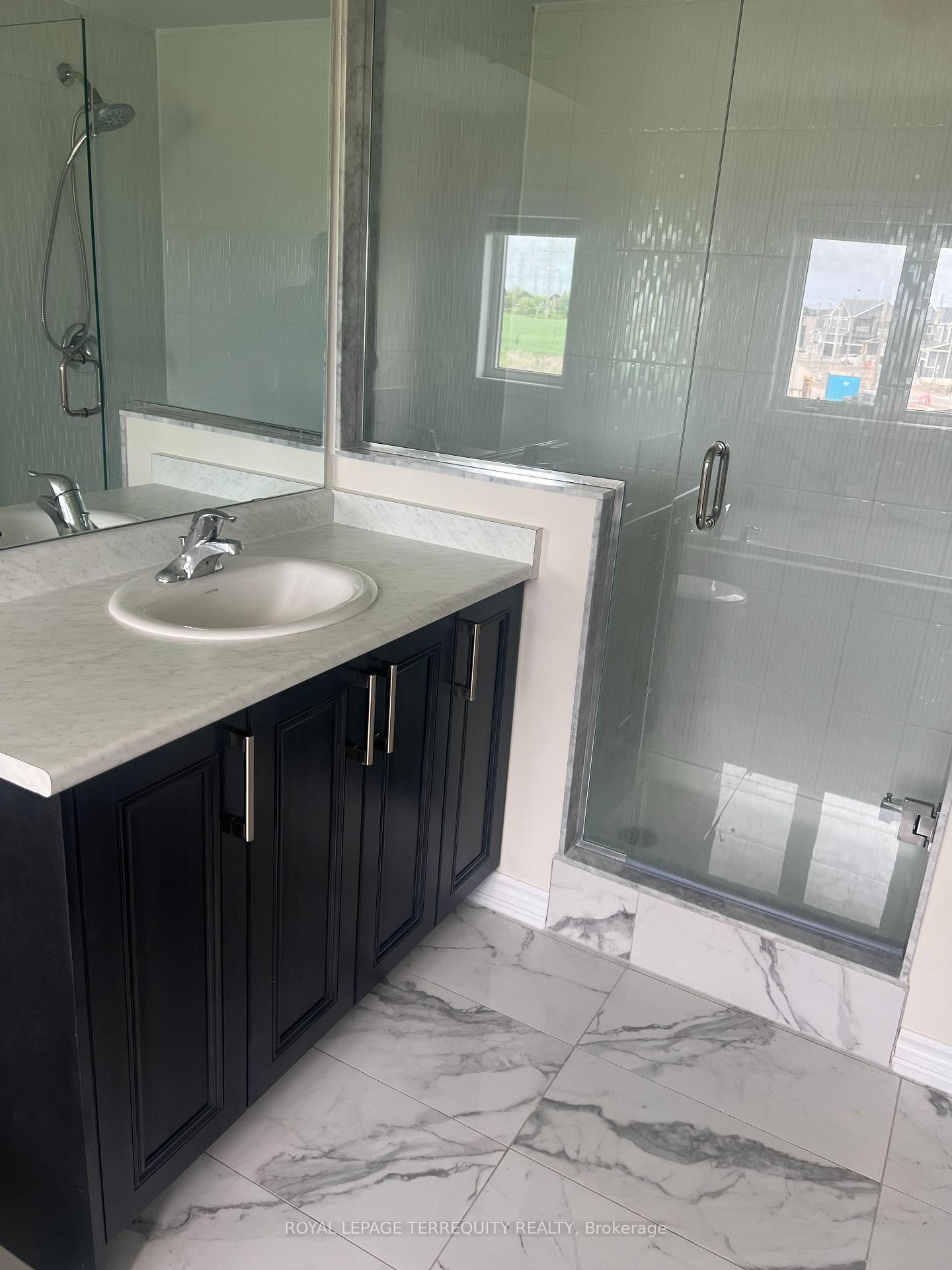 Photo 17 of 169 Vanilla Trail, Thorold, Rolling Meadows — HOMEH