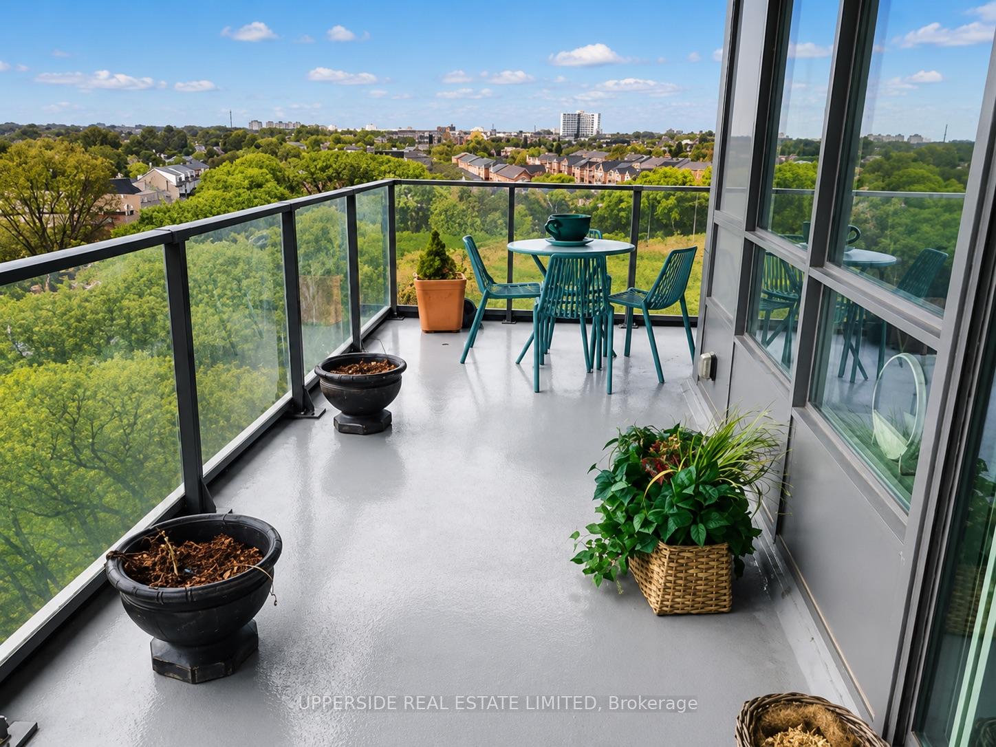 Photo 8 of Unit 703, 36 Park Lawn Road, Etobicoke, Mimico — HOMEH