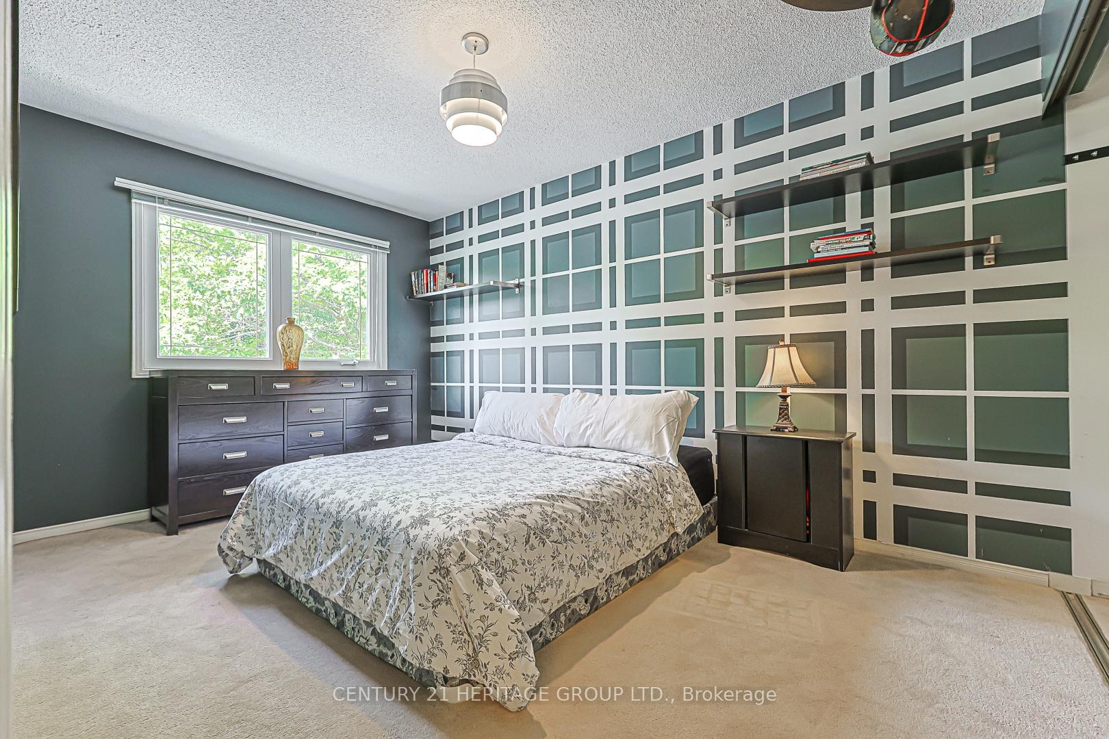 Photo 23 of 169 Delayne Drive, Aurora, Aurora Heights — HOMEH