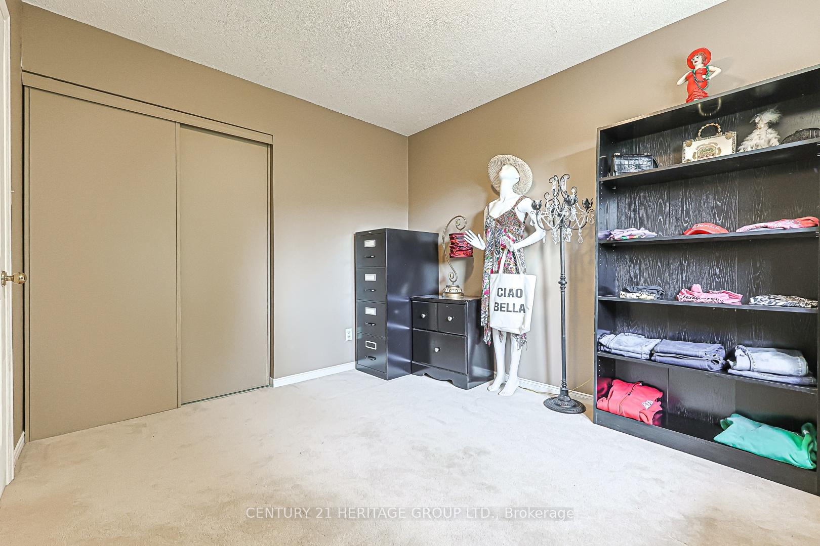 Photo 24 of 169 Delayne Drive, Aurora, Aurora Heights — HOMEH