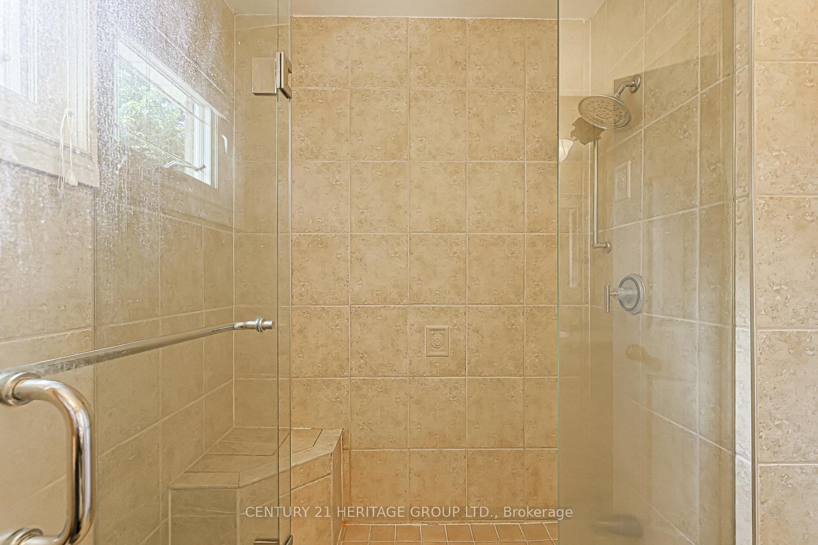 Photo 28 of 169 Delayne Drive, Aurora, Aurora Heights — HOMEH