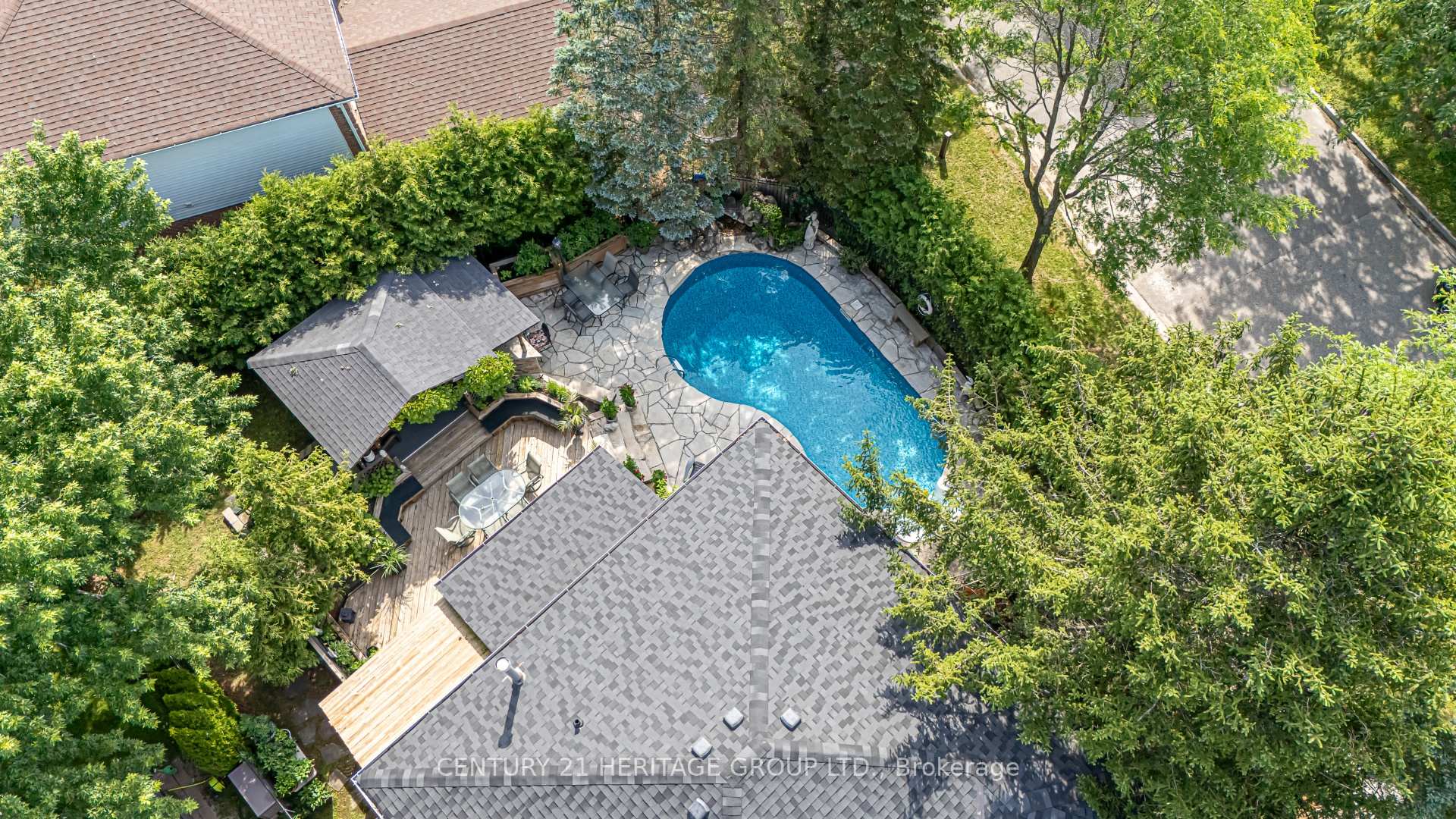 Photo 45 of 169 Delayne Drive, Aurora, Aurora Heights — HOMEH
