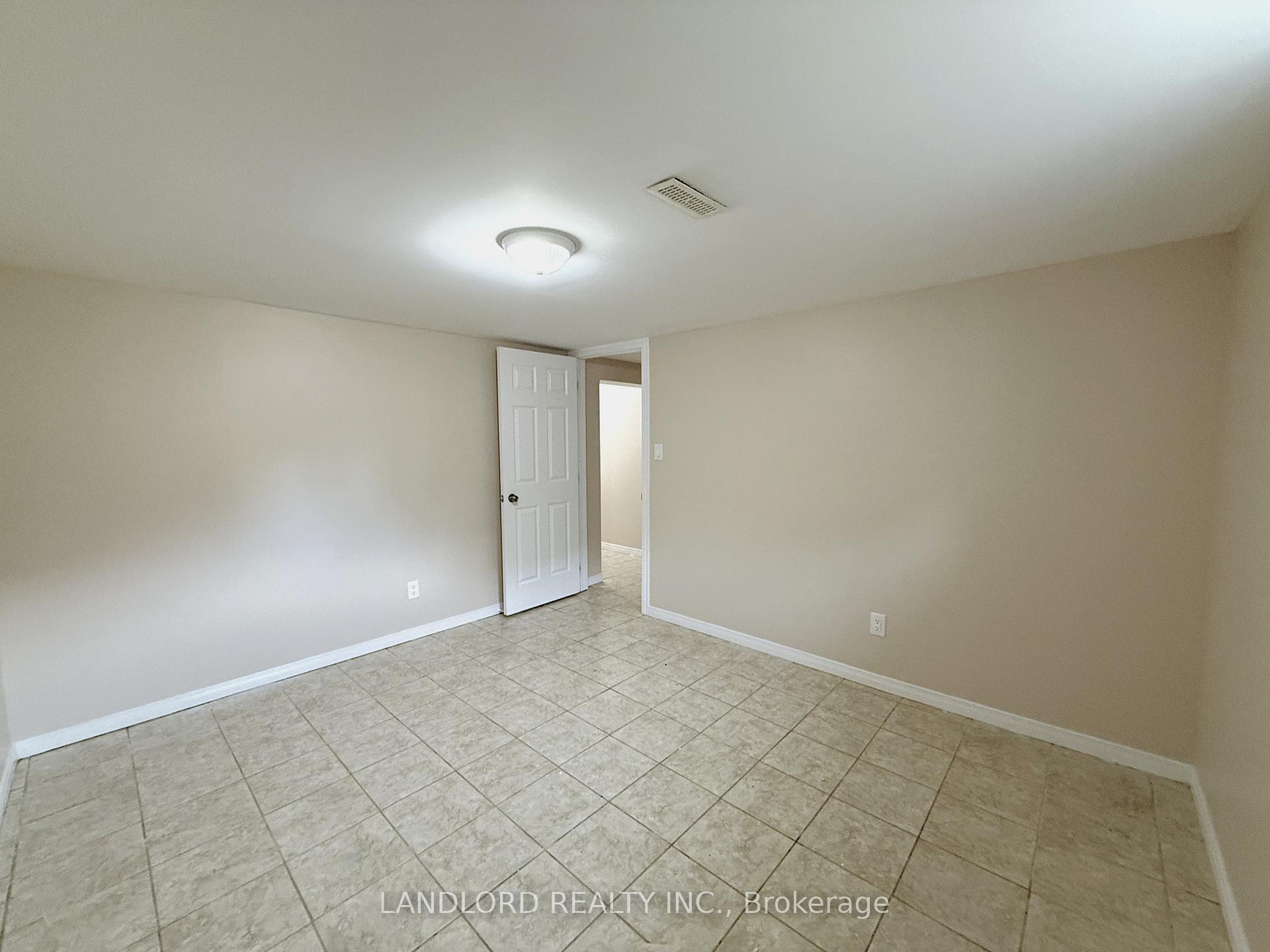 Photo 5 of Unit Bsmt, 220 Ellington Drive, Scarborough, Wexford-Maryvale — HOMEH