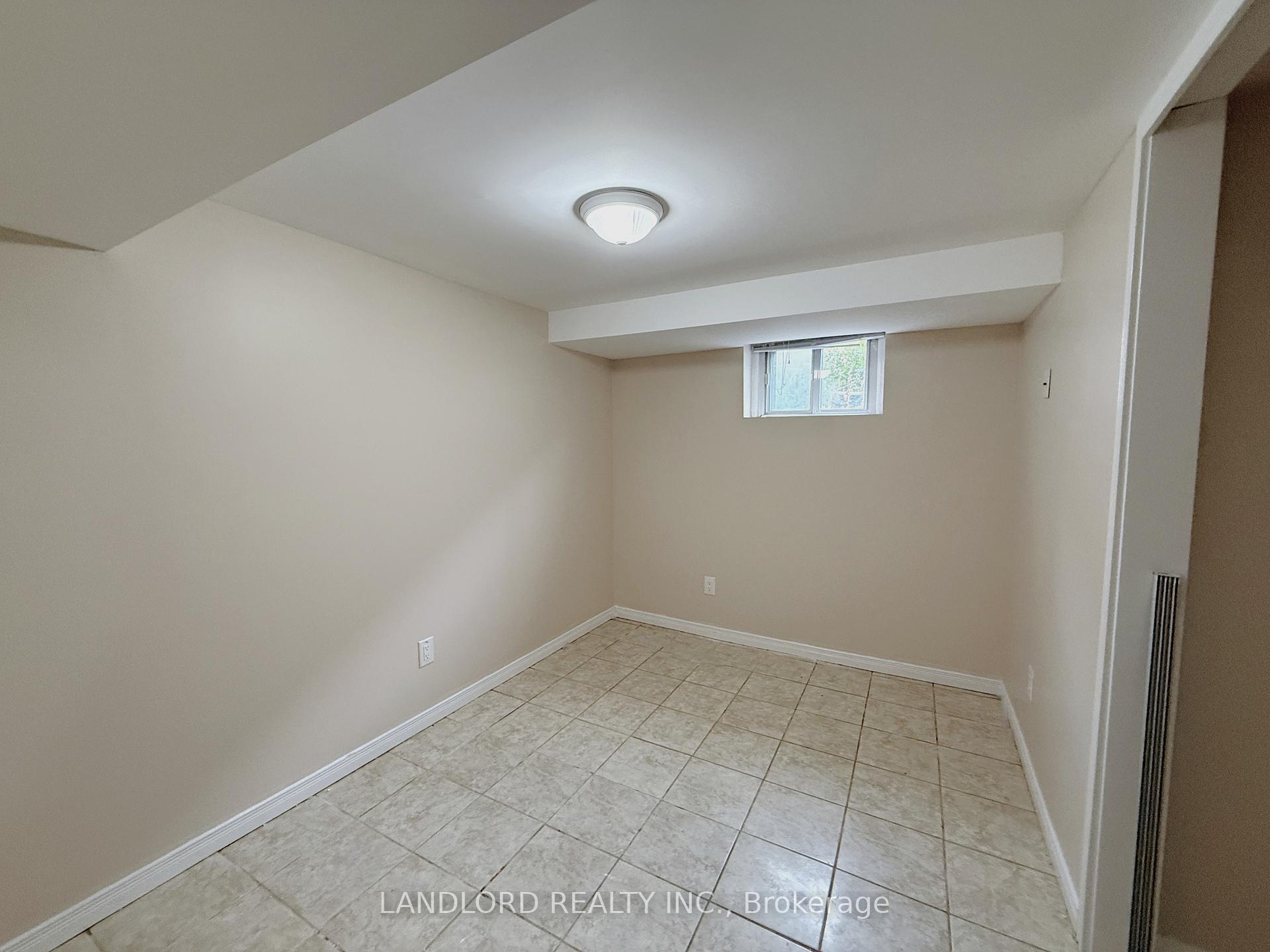 Photo 6 of Unit Bsmt, 220 Ellington Drive, Scarborough, Wexford-Maryvale — HOMEH