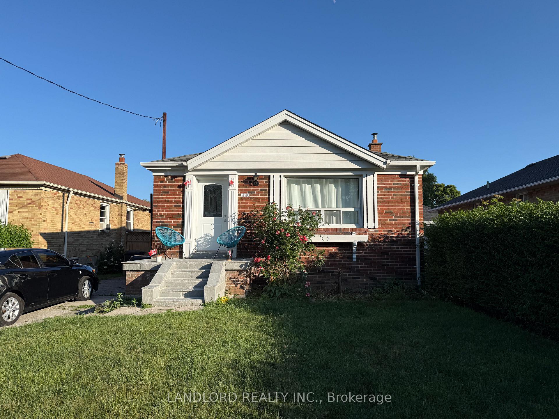 Photo 11 of Unit Bsmt, 220 Ellington Drive, Scarborough, Wexford-Maryvale — HOMEH