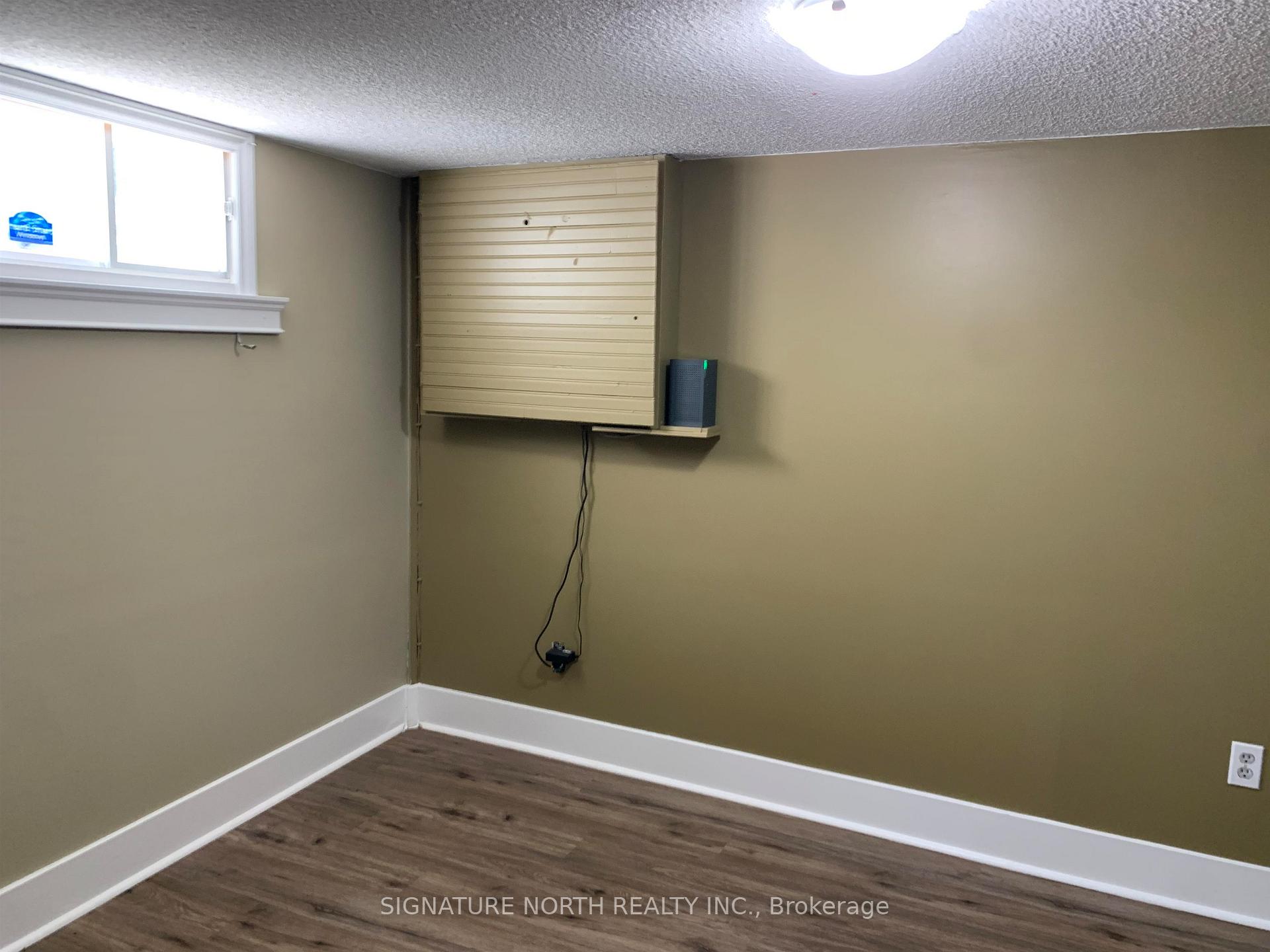 Photo 23 of 86 Machar Ave, Thunder Bay, Court / Cumberland — HOMEH