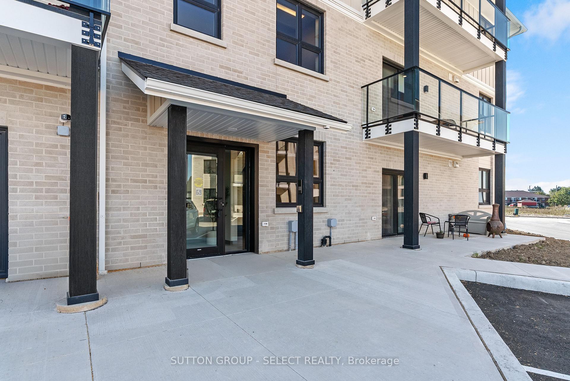 Photo 3 of Unit 302A, 13 Moonlight Court, Central Huron, Clinton — HOMEH