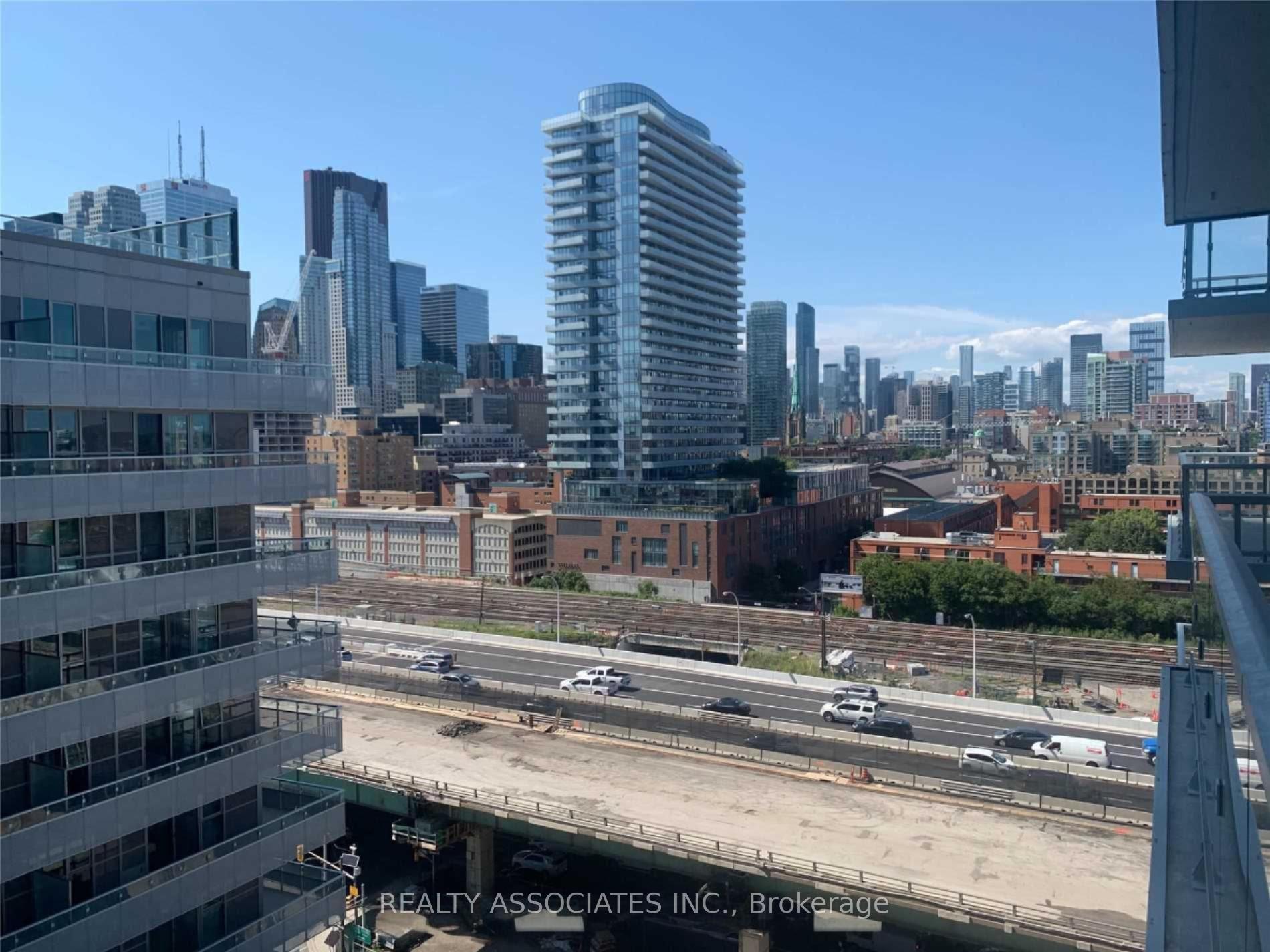 Photo 5 of 20 Richardson Street, Toronto, Waterfront Communities — HOMEH