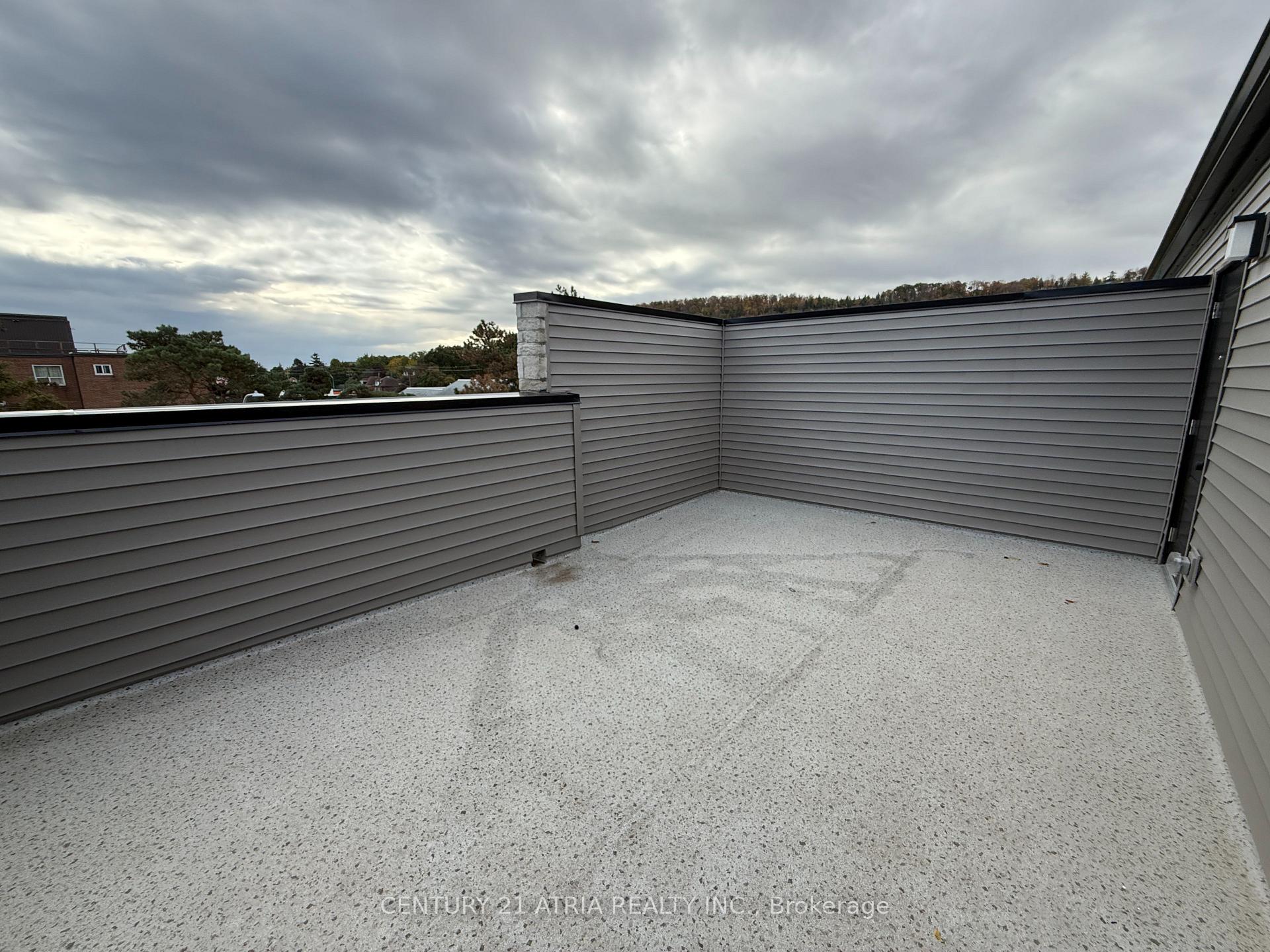 Photo 21 of Unit 11, 2 Slessor Boulevard, Grimsby, Grimsby West — HOMEH