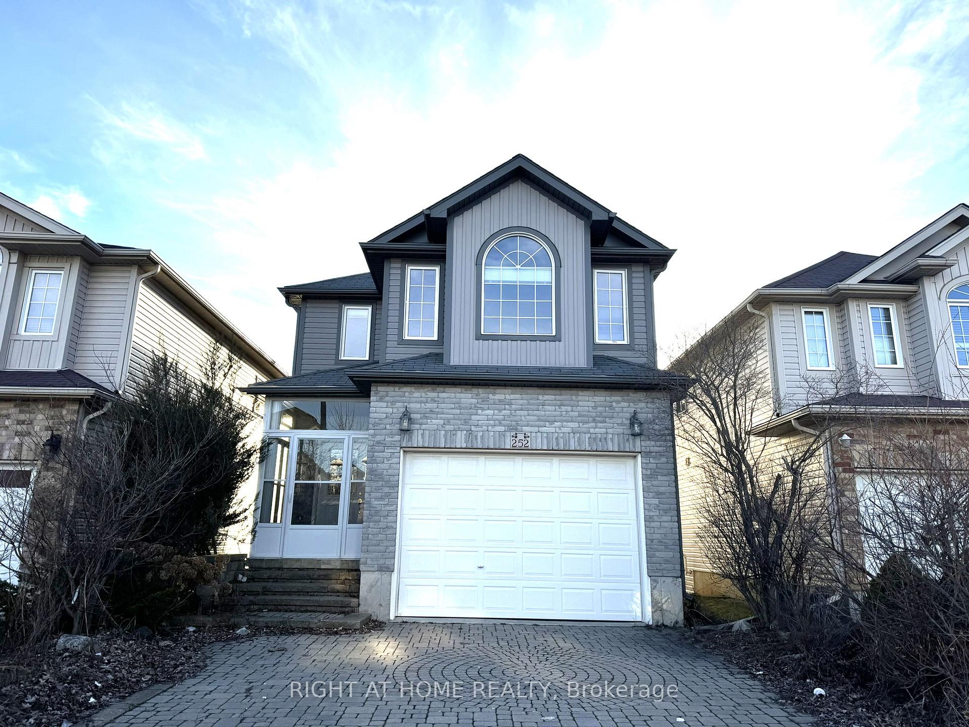 Photo 1 of 252 Lemon Grass Crescent, Kitchener, Highland West — HOMEH