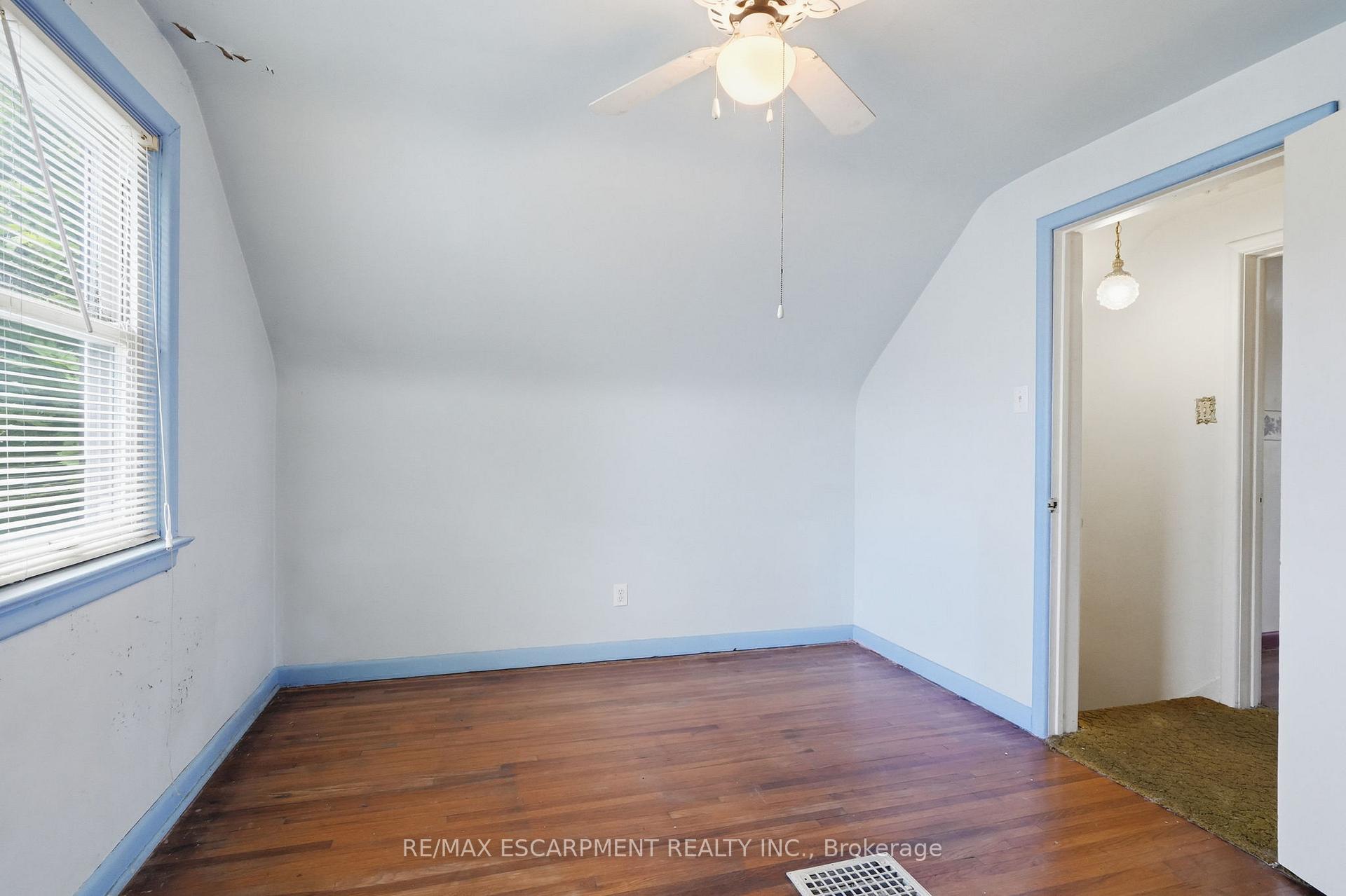 Photo 18 of 34 Eaton Place, Hamilton, McQuesten — HOMEH