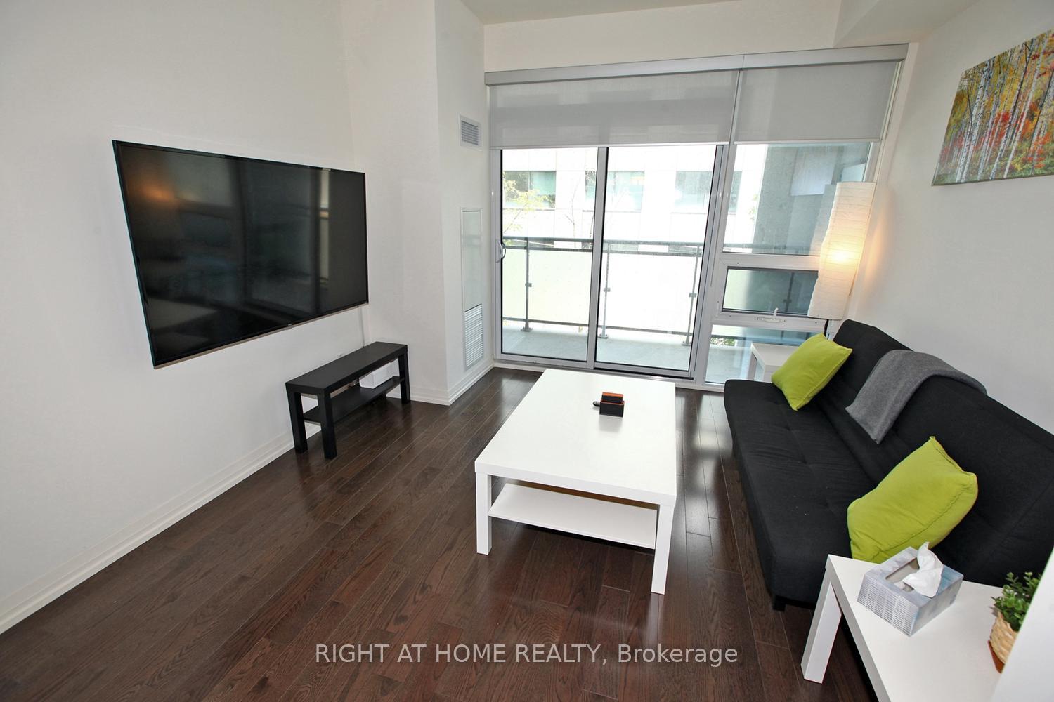 Photo 4 of Unit 525, 460 Adelaide Street E, Toronto, Moss Park — HOMEH