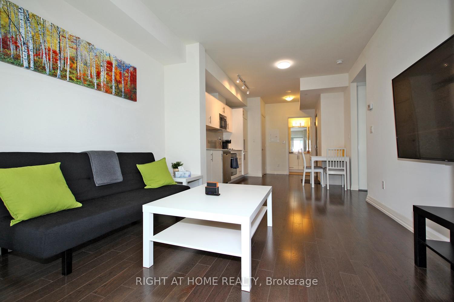 Photo 5 of Unit 525, 460 Adelaide Street E, Toronto, Moss Park — HOMEH