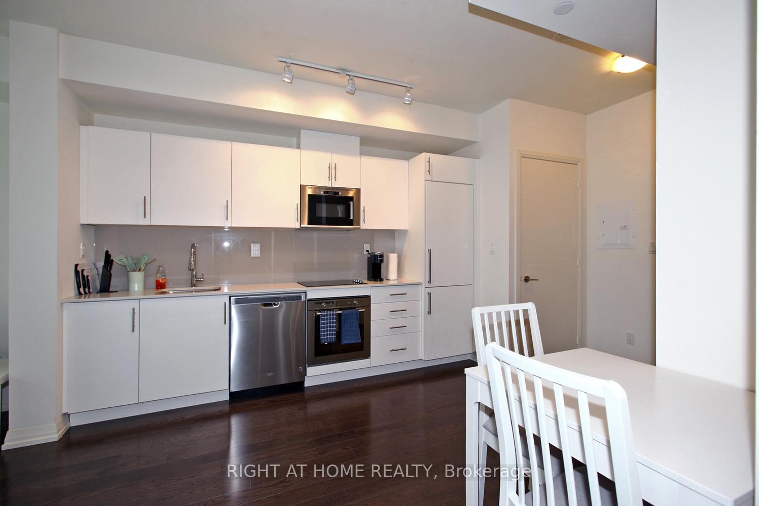 Photo 10 of Unit 525, 460 Adelaide Street E, Toronto, Moss Park — HOMEH